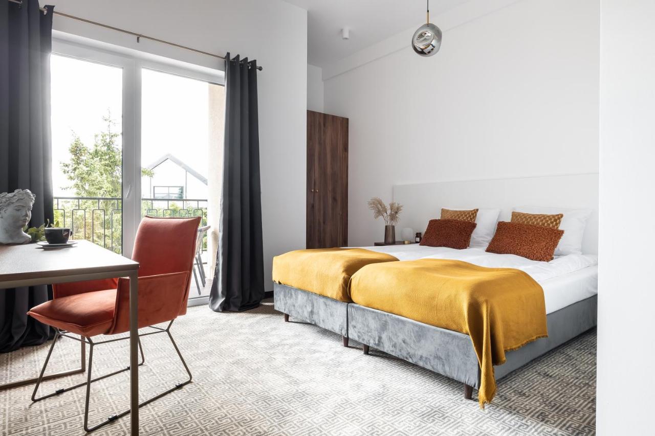 ノヴィ・タルク Oberza Pod Roza Restauracja, Sauny, Jacuzzi Bed & Breakfast エクステリア 写真
