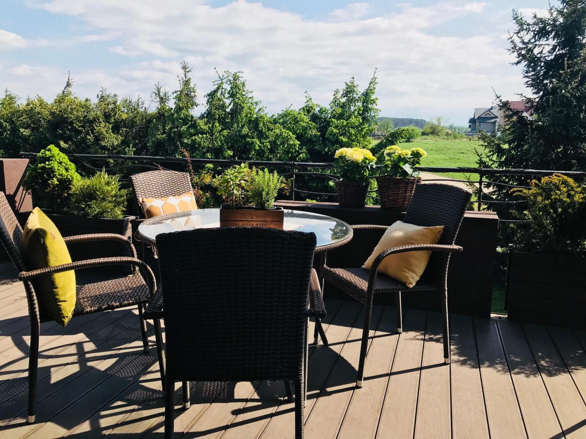 ノヴィ・タルク Oberza Pod Roza Restauracja, Sauny, Jacuzzi Bed & Breakfast エクステリア 写真