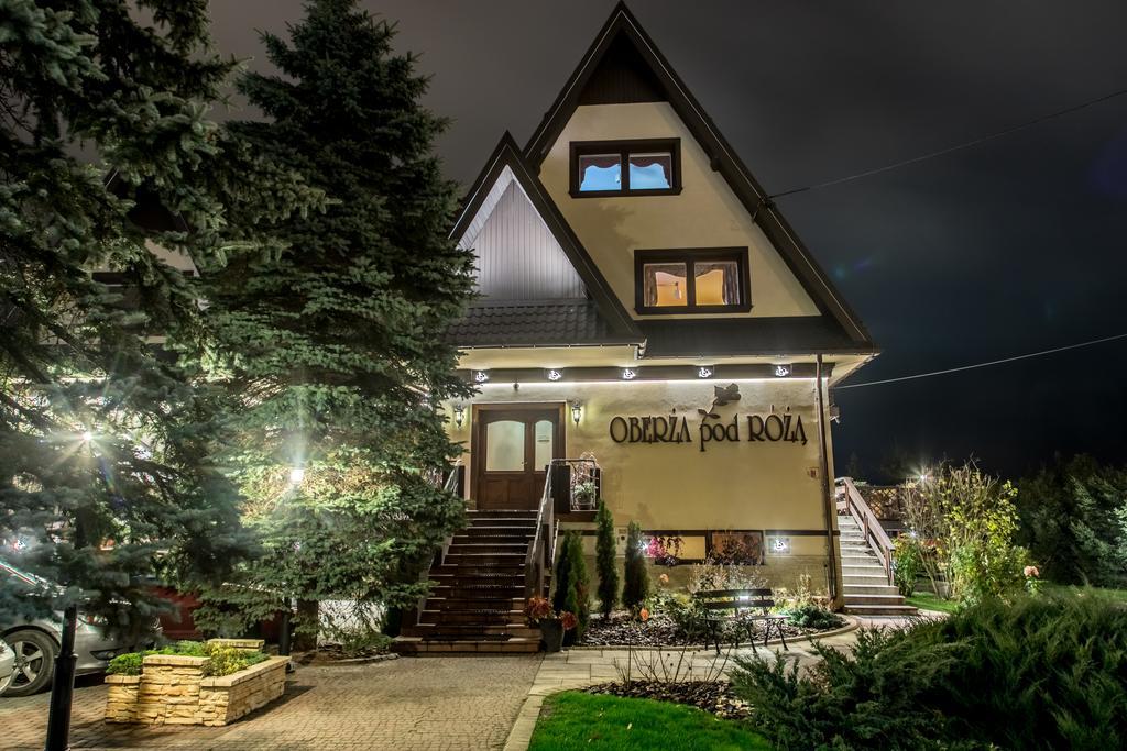 ノヴィ・タルク Oberza Pod Roza Restauracja, Sauny, Jacuzzi Bed & Breakfast エクステリア 写真